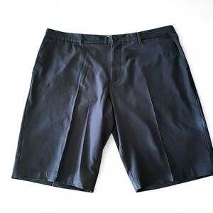 Hugo Boss Men's Navy Shorts size 38-40